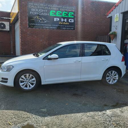 VOLKSWAGEN GOLF 2.0 TDI BlueMotion Tech SE