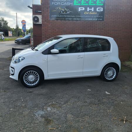 VOLKSWAGEN UP 1.0 High up!