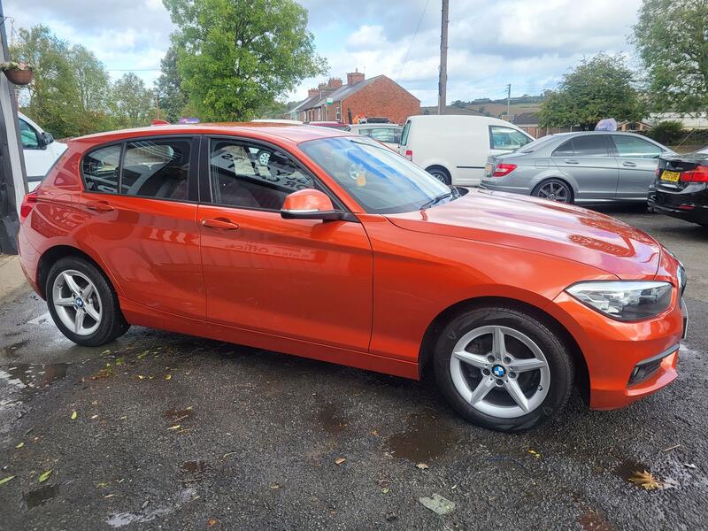 BMW 1 SERIES